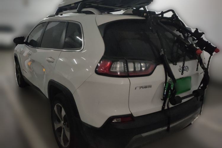 Used Jeep Cherokee 2019 2.0T Two-Wheel Drive Smart Enjoyment Version China V
