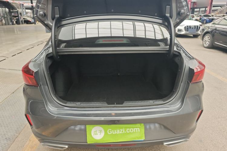 Used CHANGAN Eado 2021 PLUS Blue Whale NE 1.4T GDI DCT Flagship Model Trunk