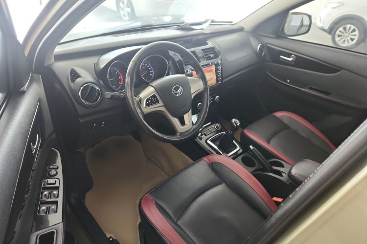 Used HYOSOW S3 2014 1.5L Luxury Version China IV Emission Standard
