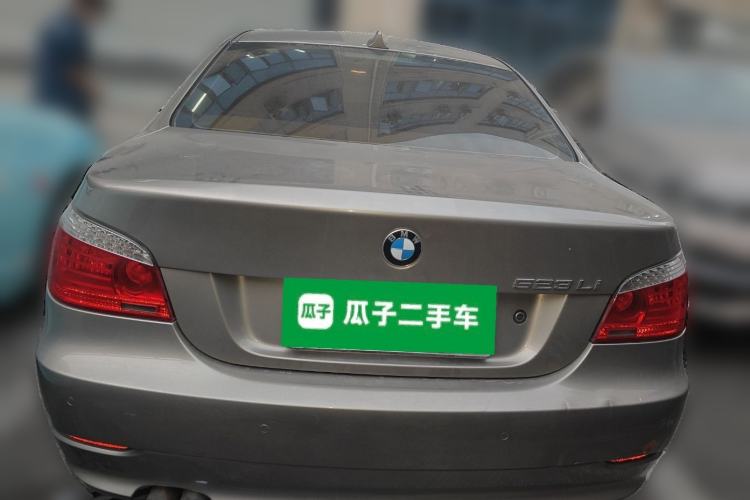 Used BMW 5 Series 2010 523Li Leading Model
