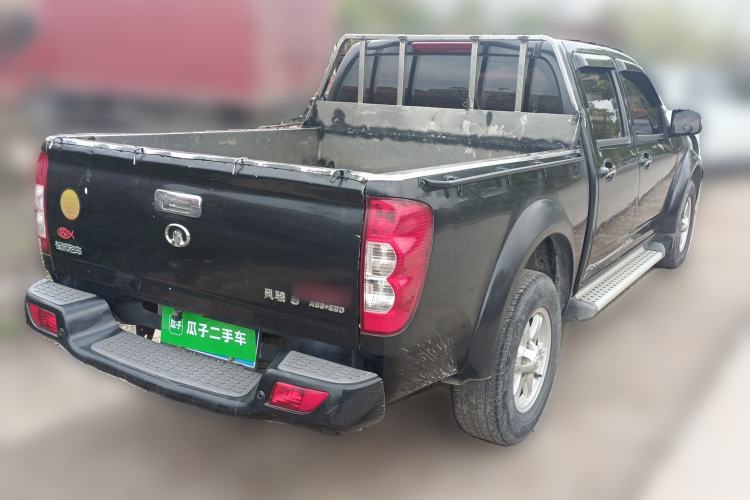 Used Great Wall Wingle 5 2017 2.0T European Version Diesel Two-Wheel Drive Elite Plus Big Double-Cab GW4D20D
