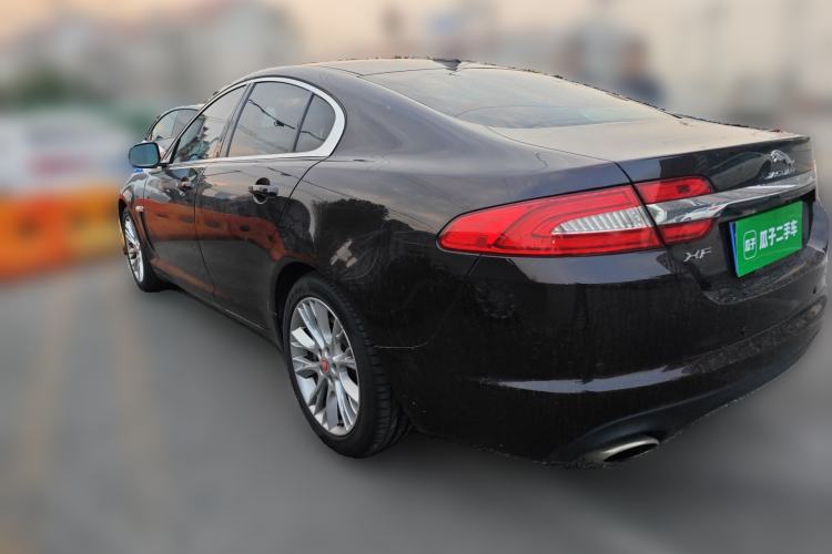 Used Jaguar XF 2015 XF 2.0T Luxury Edition Rear Left 45 Deg