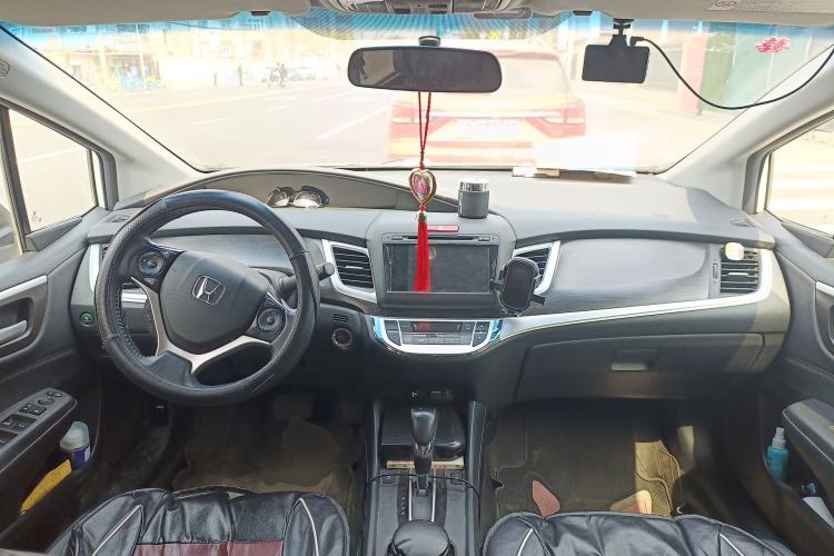 Used Honda Jade 2014 1.8L CVT Luxury Edition 5 seats
