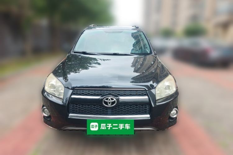 Used Toyota RAV4 2011 2.4L Automatic 4x4 Luxury Edition
