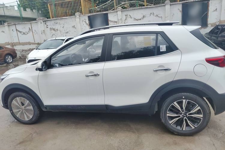 Used Kia kx1 Stonic 2021 1.4L CVT Fun Edition
