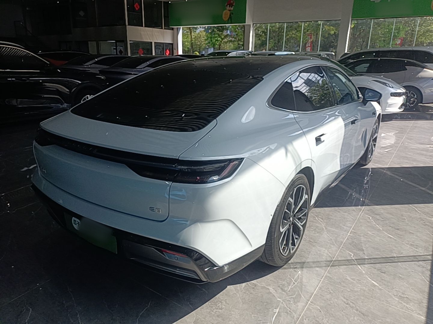 Geely Galaxy E8 2025 700 km Long-Range Intelligent Driving Version — снимка 6