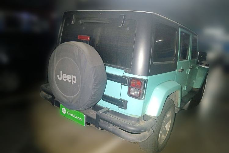 Used Jeep Wrangler 2014 3.0L Sahara Four-Door Edition