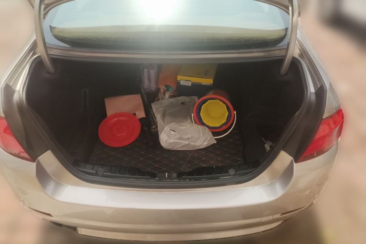 Used BMW 5 Series 2013 525Li Luxury Model
