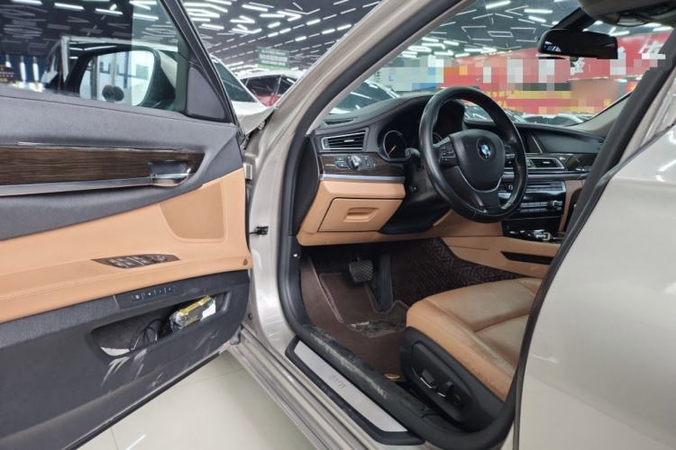 Used BMW 7 Series 2013 730Li Leading Model
