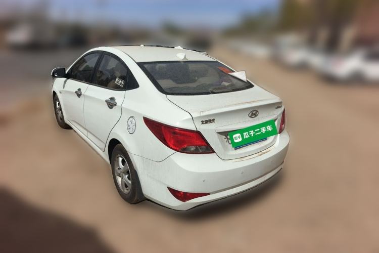 Used Hyundai Verna (older generation) 2014 1.4L Automatic Smart GLS Rear Left 45 Deg