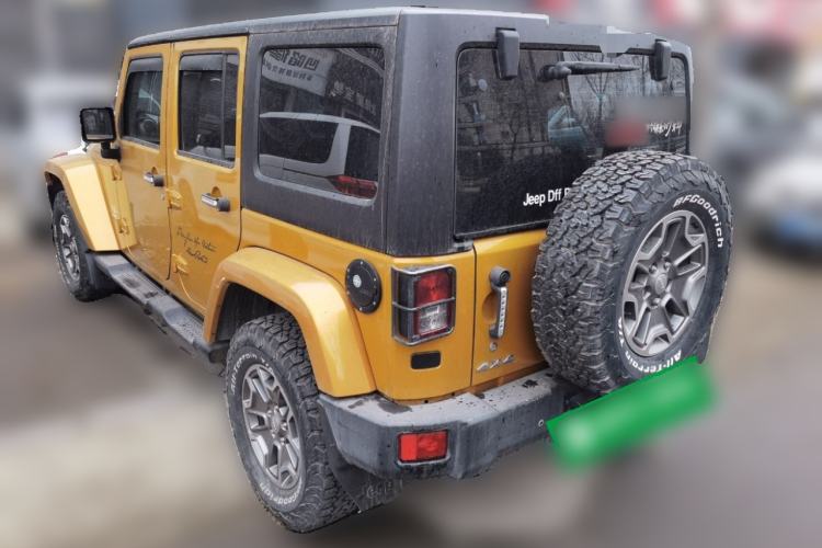 Used Jeep Wrangler 2014 3.0L Sahara Four-Door Edition
