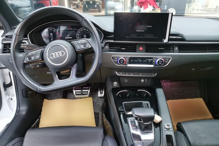 Used Audi A4L 2023 40 TFSI Luxury Dynamic Model