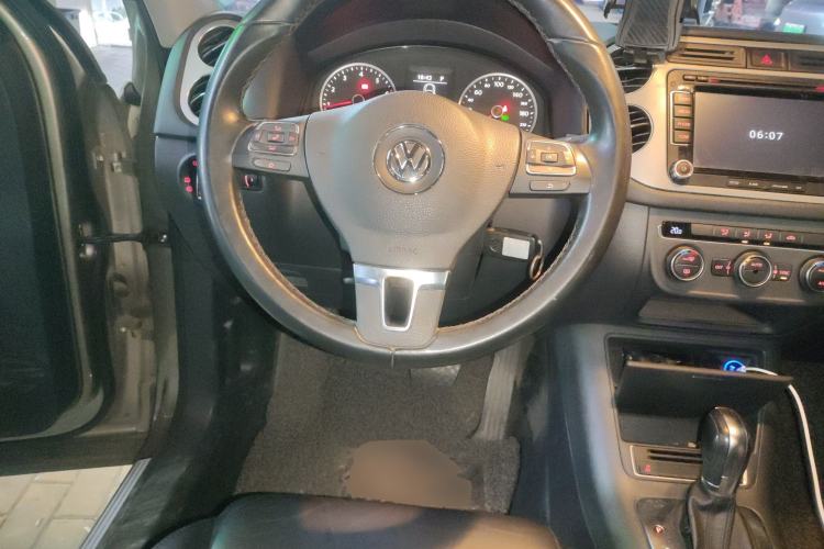 Used Volkswagen Tiguan 2015 1.8TSI Automatic Two-Wheel Drive Comfort Edition Steering Wheel