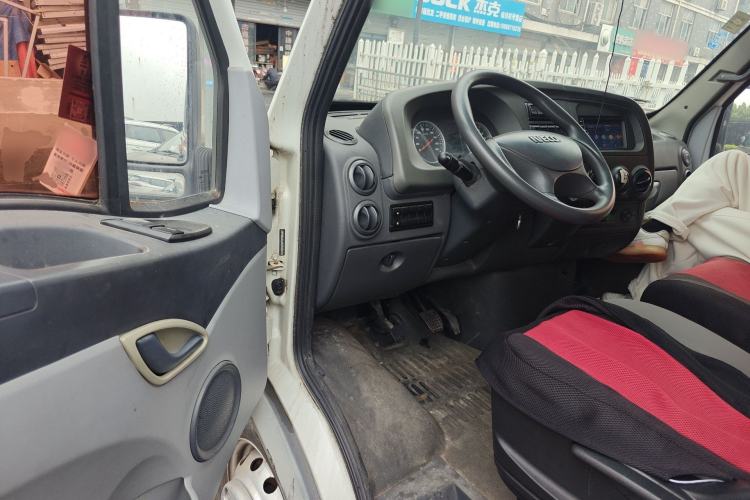 Used Iveco Power Daily 2017 2.5T Deluxe A37 Mid-Roof 6-7 Seater Bus 47Z5 Driver Seat