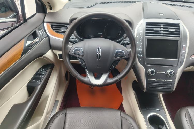 Used Lincoln MKC 2014 2.0T Two-Wheel-Drive Luxury Edition
