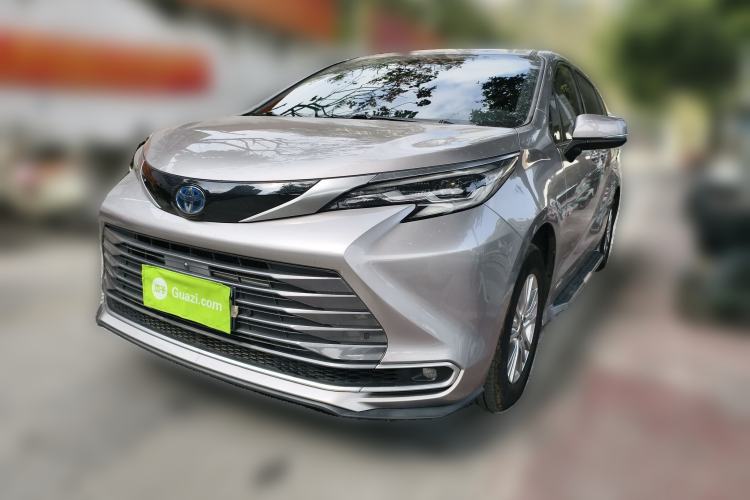 Used Toyota SIENNA 2021 2.5L Hybrid Premium Edition