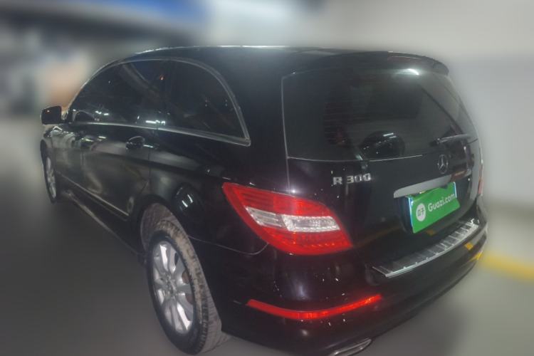 Used Mercedes-Benz R-Class 2011 R 300 L Business Model