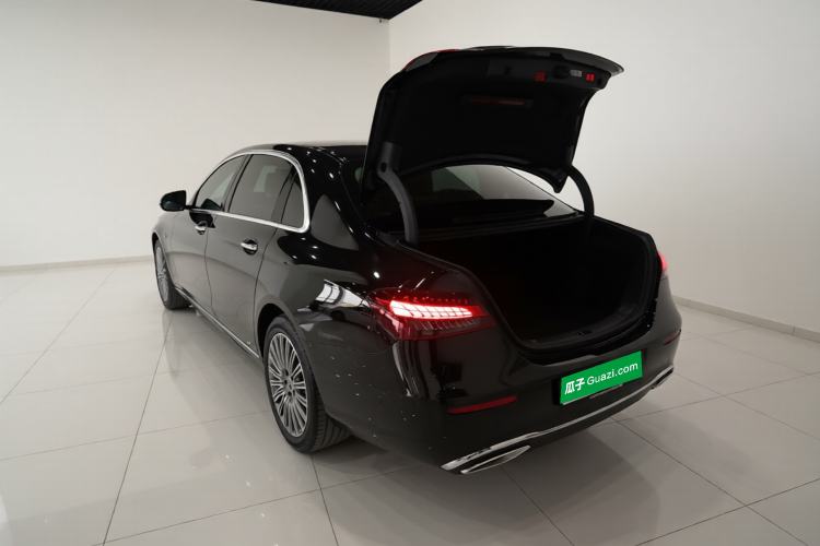 Used Mercedes-Benz E-Class 2023 Updated E 300 L Fashion Edition
