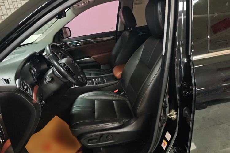 Used GAC Trumpchi GS8 2017 320T Two-Wheel Drive Luxury Smart Connectivity Version (7 Seats) Left Front Seat