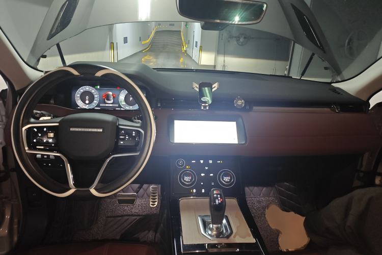 Used Land Rover Range Evoque New Energy 2023 Aurora L P300e Plug-in Hybrid Electric Version Center Console
