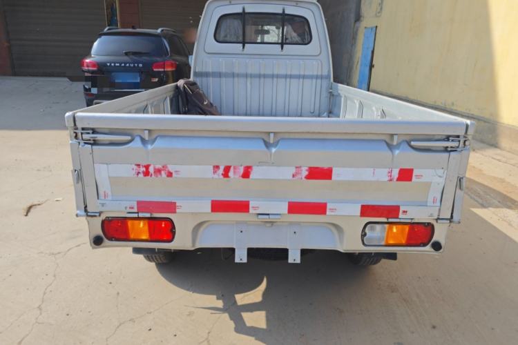Used Wuling Zhiguang Small Truck 2020 1.2L Single Cab Rear