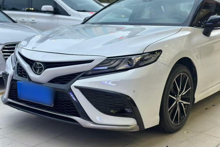 Used Toyota Camry 2021 2.0S FENGSHANG Edition Exterior 1