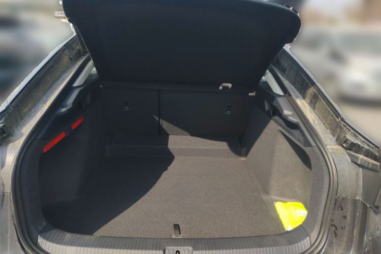 Used Volkswagen ID.7 VIZZION 2024 PRO Model Trunk