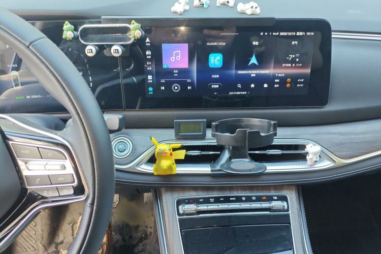 Used Landian E5 2023 1.5L DE-i 100KM Comfort Edition 7-Seater Audio And AC Panel