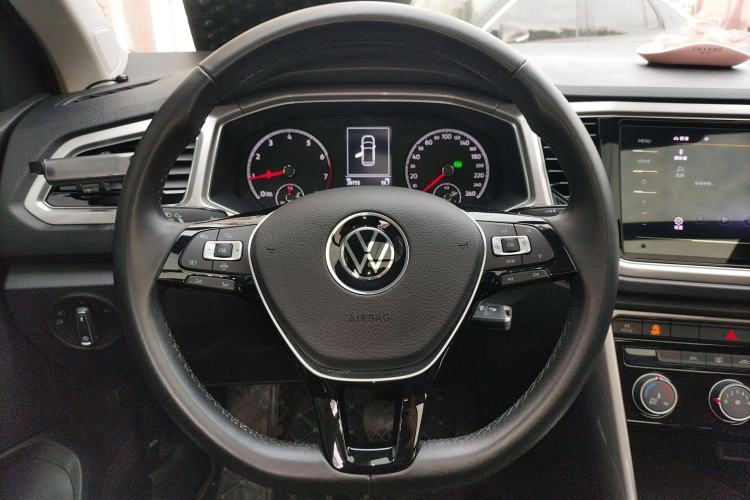 Used Volkswagen T-ROC 2021 280TSI DSG Two-Wheel Drive Elite Connect Edition