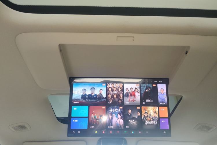 Used VOYAH Dream 2025 PHEV Four-Wheel Drive Prestige Kunpeng Edition
