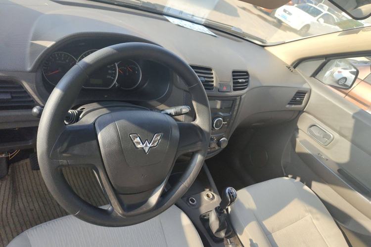 Used Wuling Hongguang 2015 1.2L S Base Model China IV