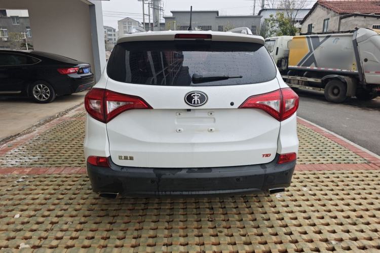 Used BYD Song 2017 Gaishe Upgrade Edition 1.5TID Automatic Elite Model Rear