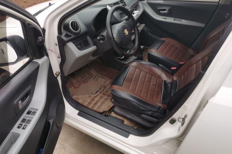 Used Suzuki Alto 2013 Revised Version 1.0L Manual Comfort Edition
