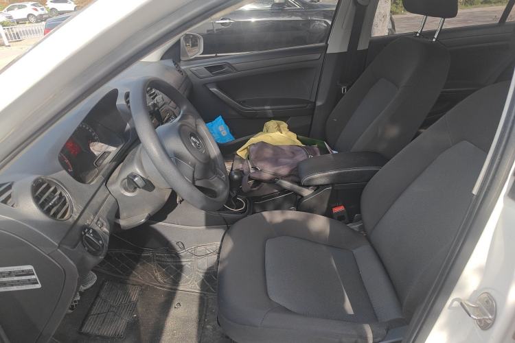 Used Volkswagen Jetta 2015 Zhuihui Edition 1.4L Manual Fashion Model Left Front Seat