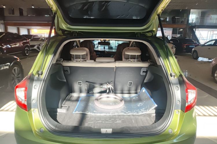 Used Honda Jade 2013 1.8L automatic Comfort version 5 seats Trunk