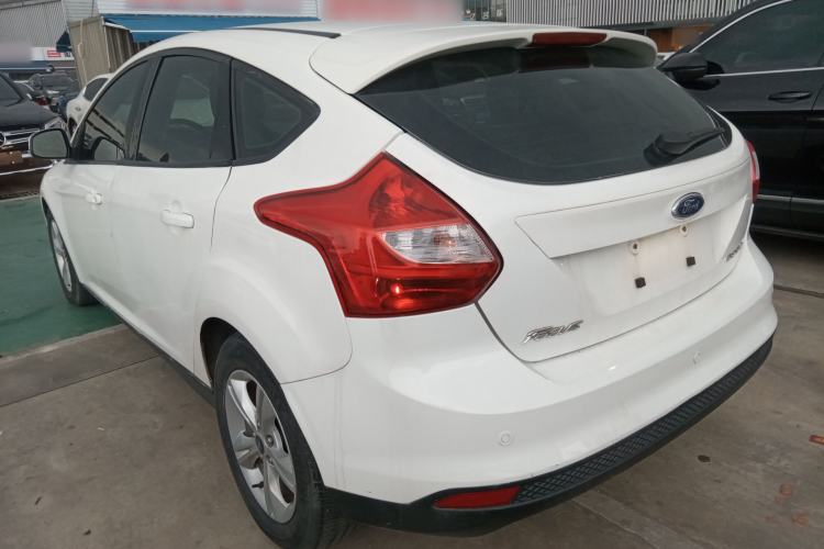 Used Ford Focus 2012 Hatchback 1.6L Automatic Fashion Edition