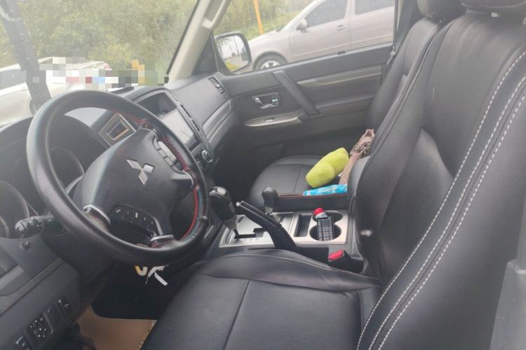 Used Mitsubishi Pajero 2018 3.0L Automatic Standard Edition