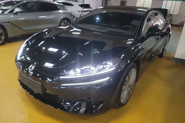 Used Denza Z9 2024 1100 km All-Wheel-Drive Ultra Version