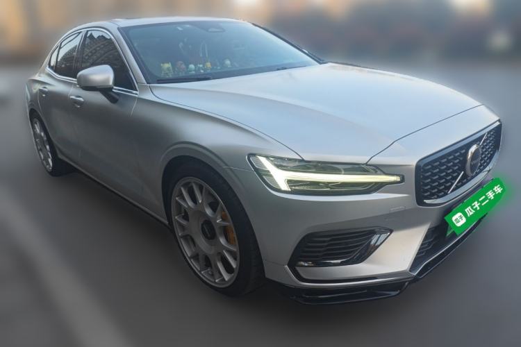 Used Volvo S60 New Energy 2023 T8 All-Wheel Drive Long-Range Zhiyi Luxury Edition