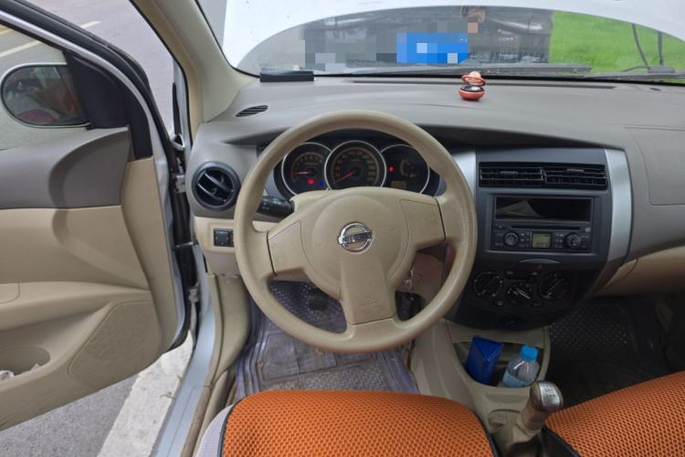 Used Nissan Livina 2008 1.6L Manual XuanNeng Model
