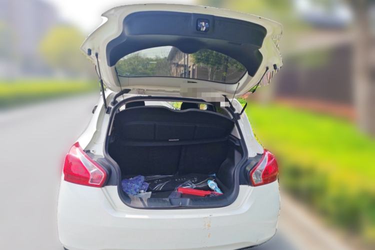 Used Nissan Tiida 2011 1.6L CVT Comfort Model