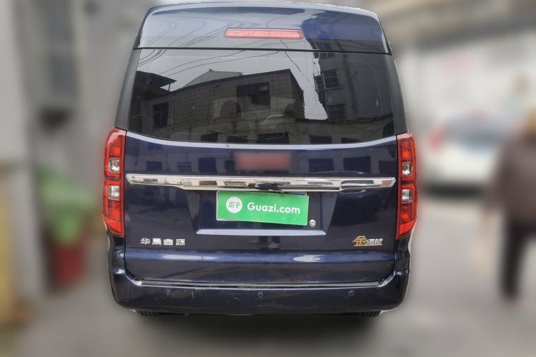 Used Jinbei Gold Hiace 2021 1.5L Passenger Van Travel Lion 7-Seater
