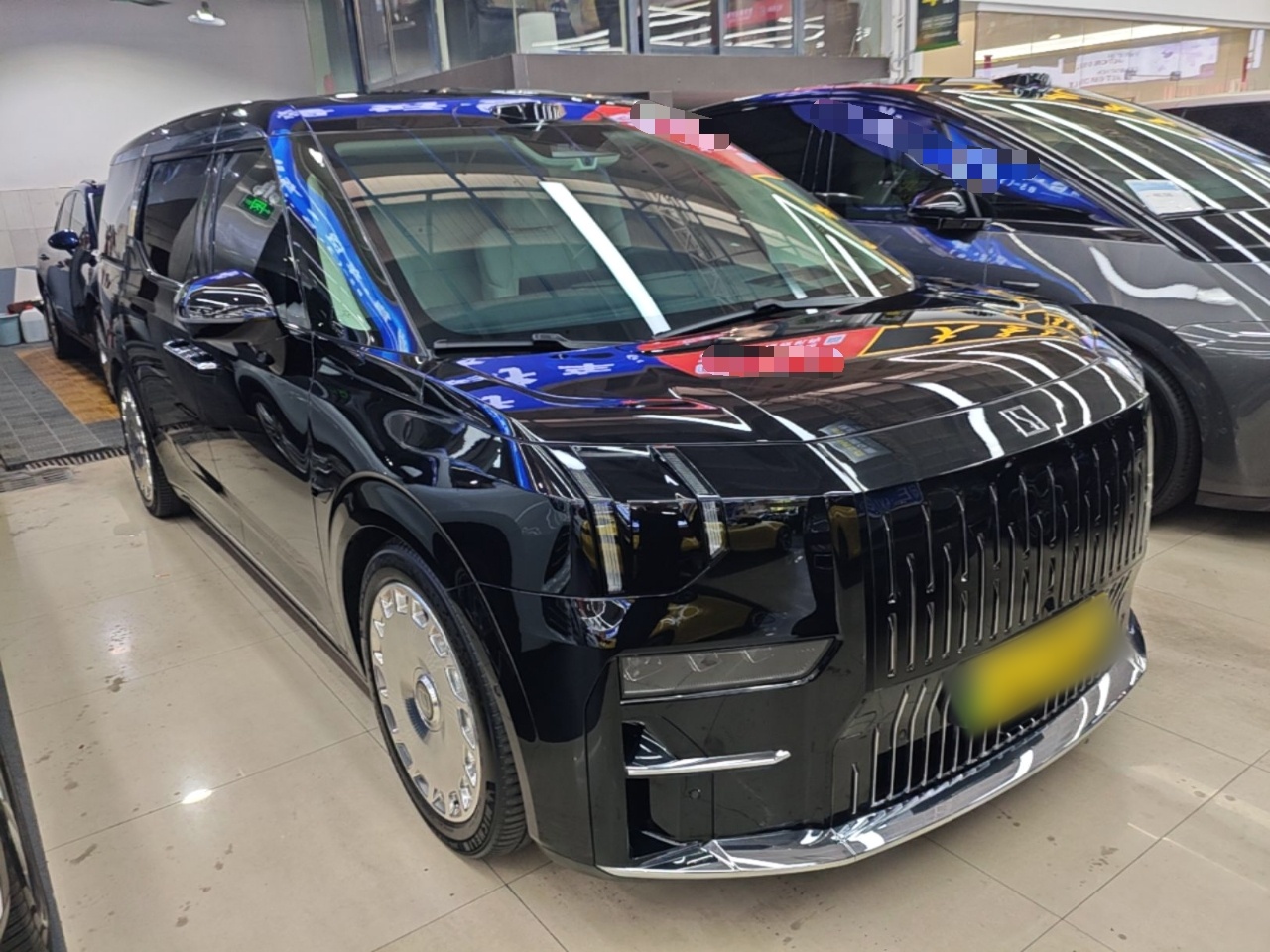 Zeekr 009 2024 GAC Trumpchi — снимка 3