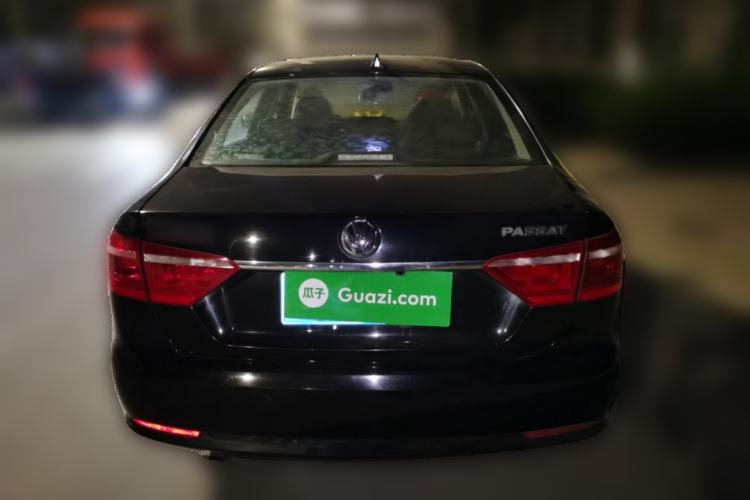 Used Volkswagen Lavida 2013 Revised Version 1.6L Automatic Luxury Edition Rear