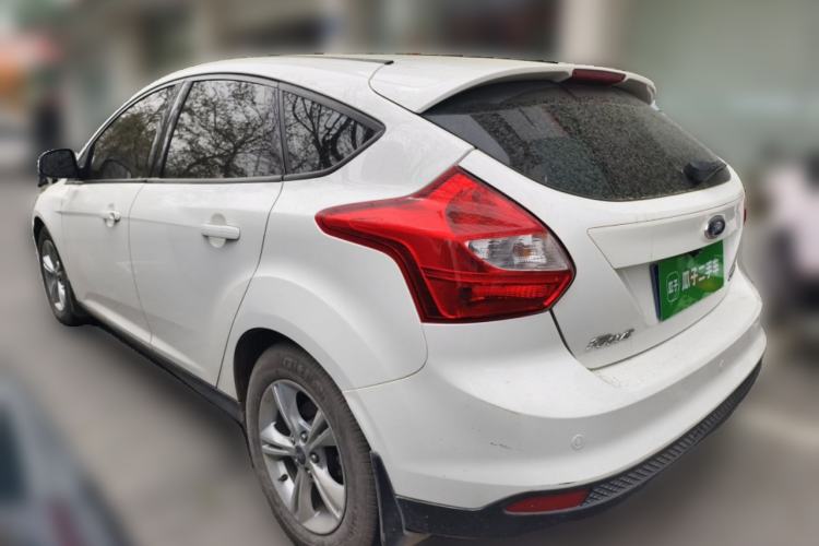 Used Ford Focus 2012 Hatchback 1.6L Automatic Fashion Edition
