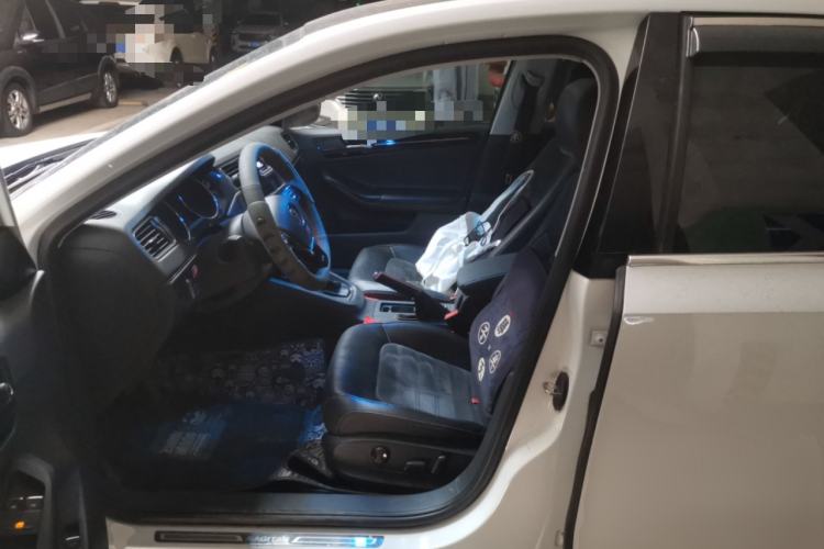 Used Volkswagen Sagitar 2018 280TSI DSG Luxury Model Left Front Seat