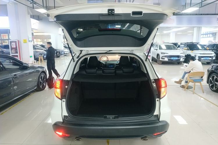 Used Honda Vezel 2020 220 TURBO CVT Elite Edition
