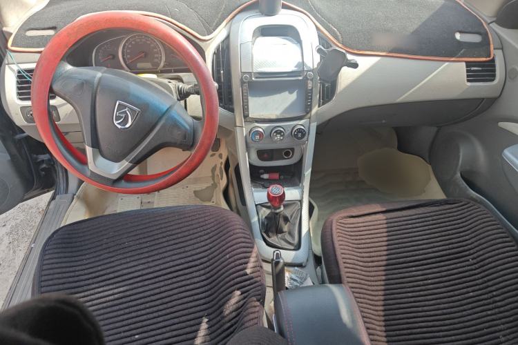 Used Baojun 630 2012 1.5L DVVT manual comfort version
