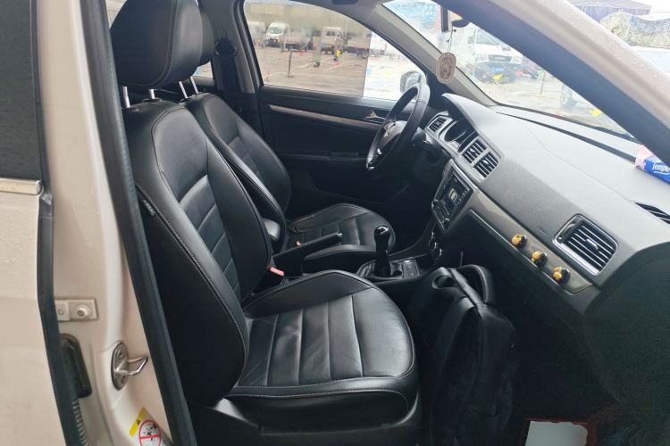 Used Volkswagen Lavida 2017 1.6L Manual Comfort Edition Right Front Seat