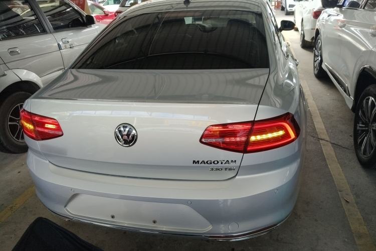 Used Volkswagen Magotan 2019 330TSI DSG Luxury Version China VI Standard
